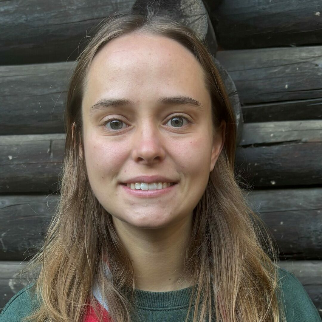 Manoë VAN NAEMEN 